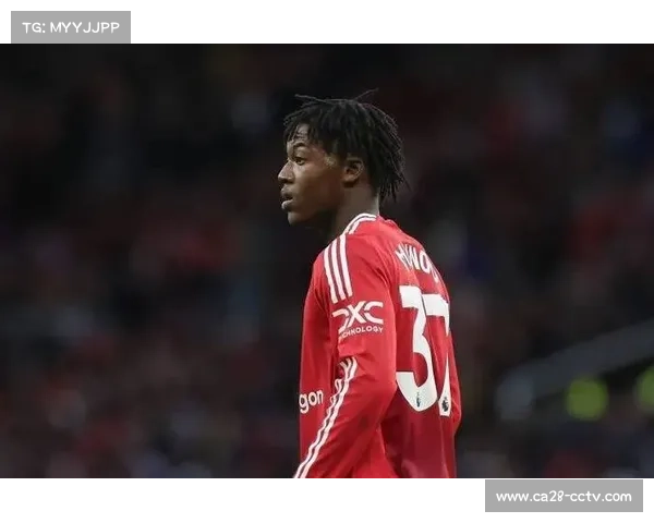 曼联青训小将梅努伤愈复出，阿莫林考虑给予联赛机会